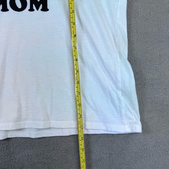 Camp Collection Red and White Woman’s Graphic Tee Basic No Chill Sports Mom Med - Picture 3 of 8